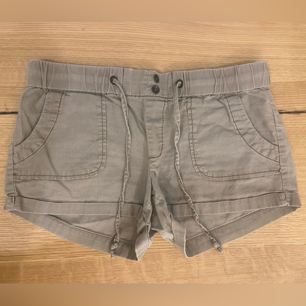 Jessica Simpson Tan Cargo Shorts